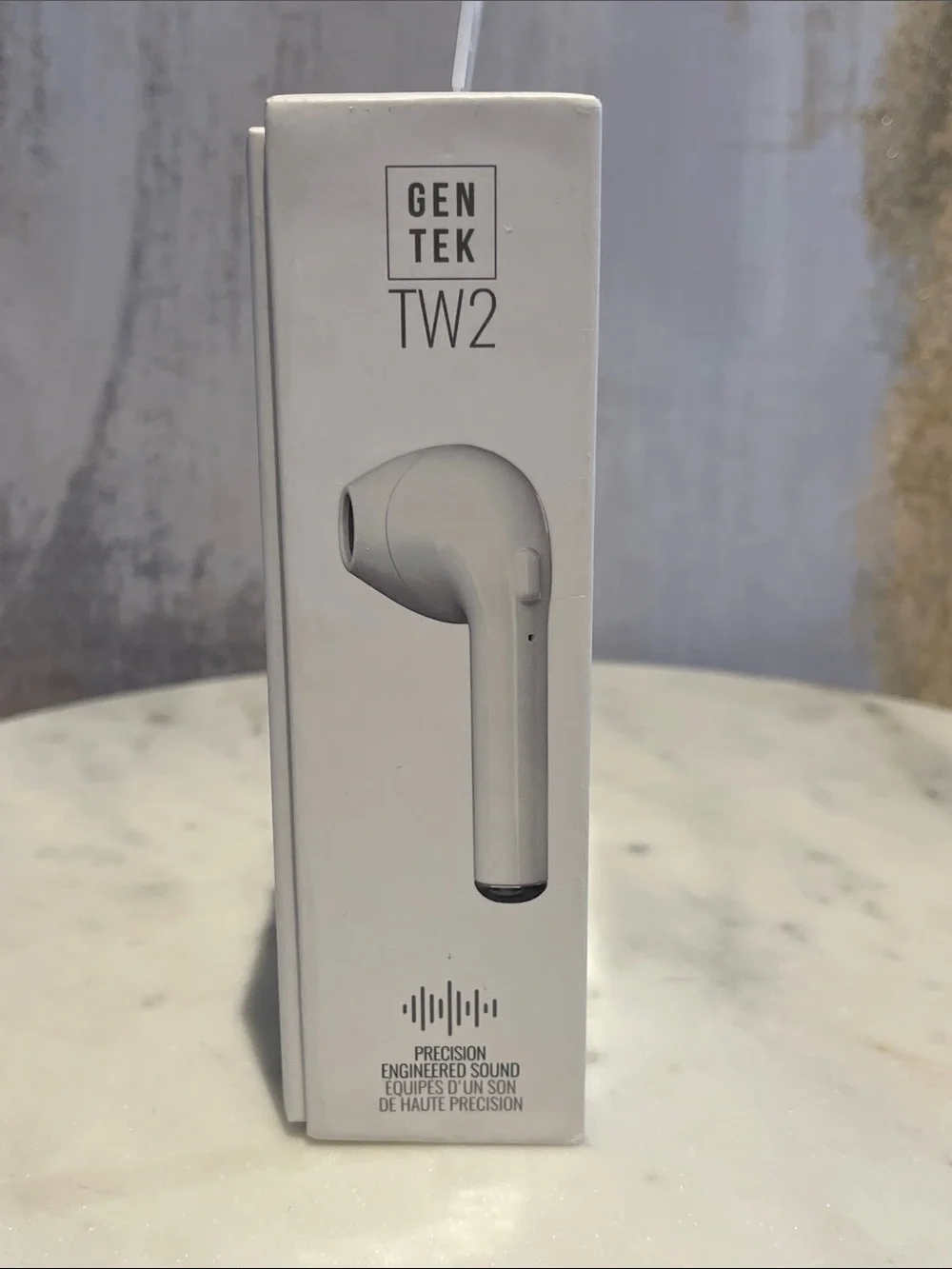 Gentek TW2 Wireless Bluetooth Earbuds - White with a battery 🔋 indicator